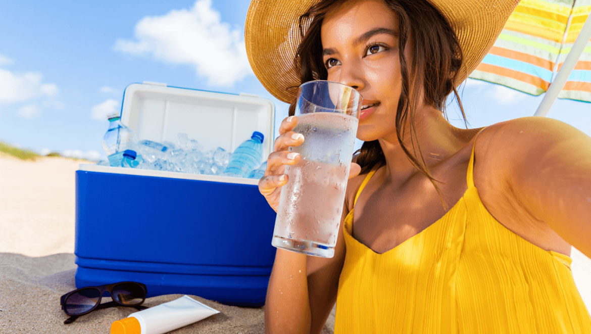 https://travelpro.com/blogs/the-travelpro-blog/tips-for-staying-cool-during-warm-weather-vacations
