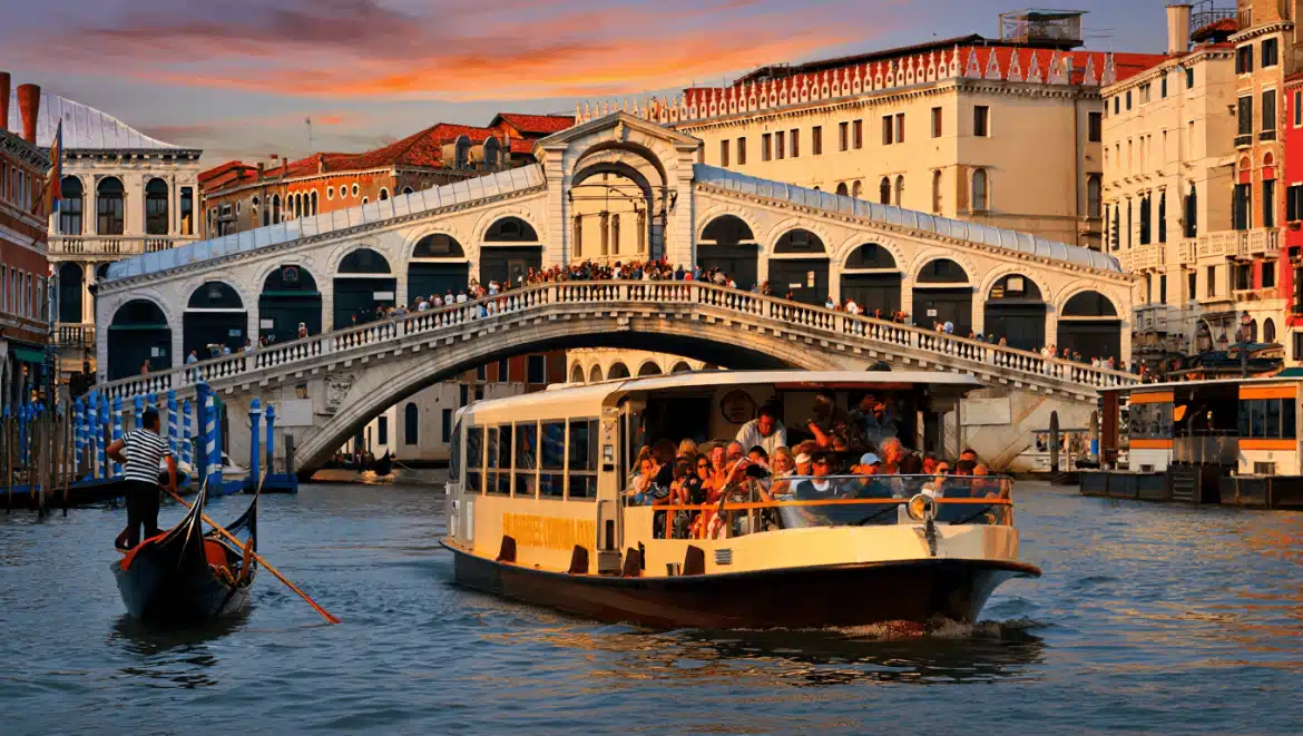  How to get around in Venice, Italy (hint: a boat helps) 