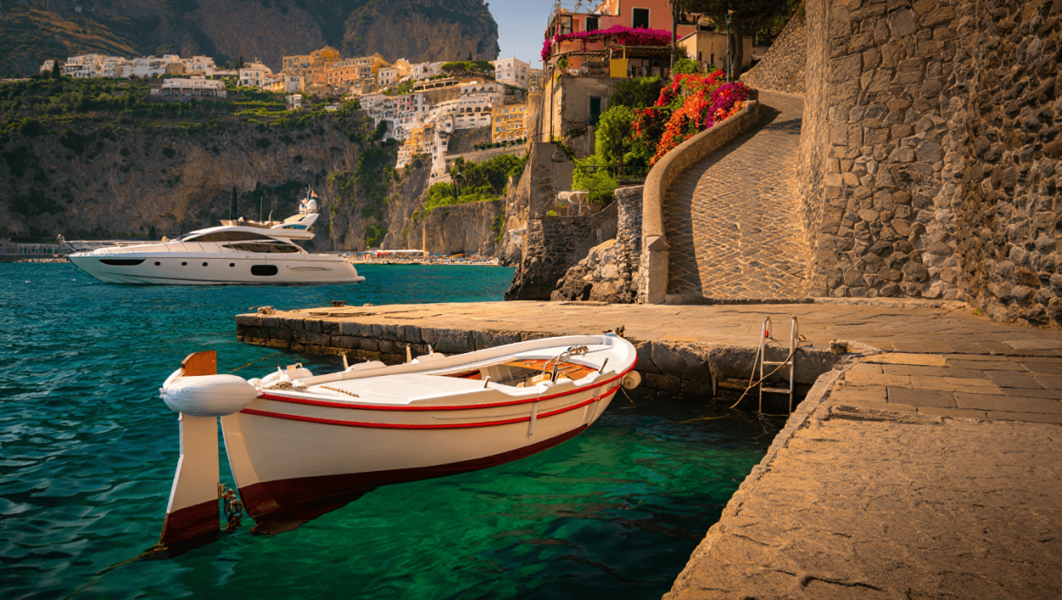 6 ways to see the Amalfi Coast on a budget