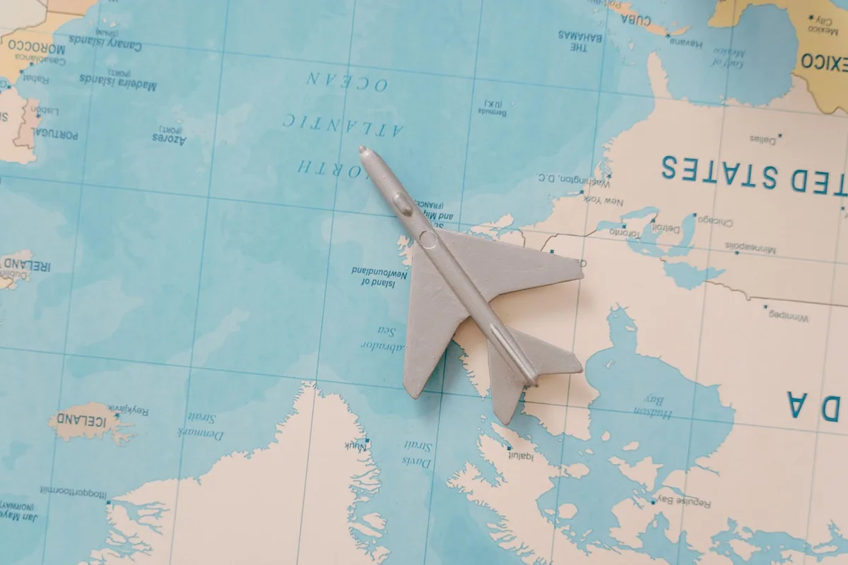 Carte des trajets aériens domestiques américains concernés par le changement de surclassement